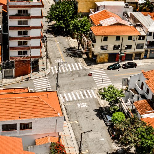 O dia em que descobri a poesia concreta de tuas esquinas